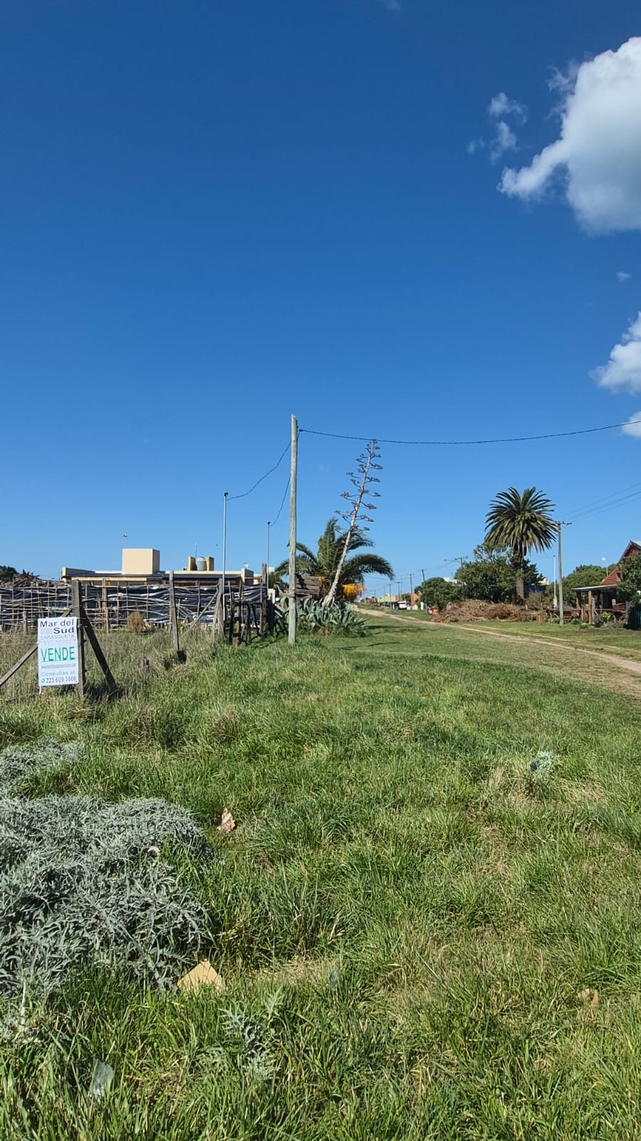 Lote en esquina sobre calle 27 y calle 82 | 300m2